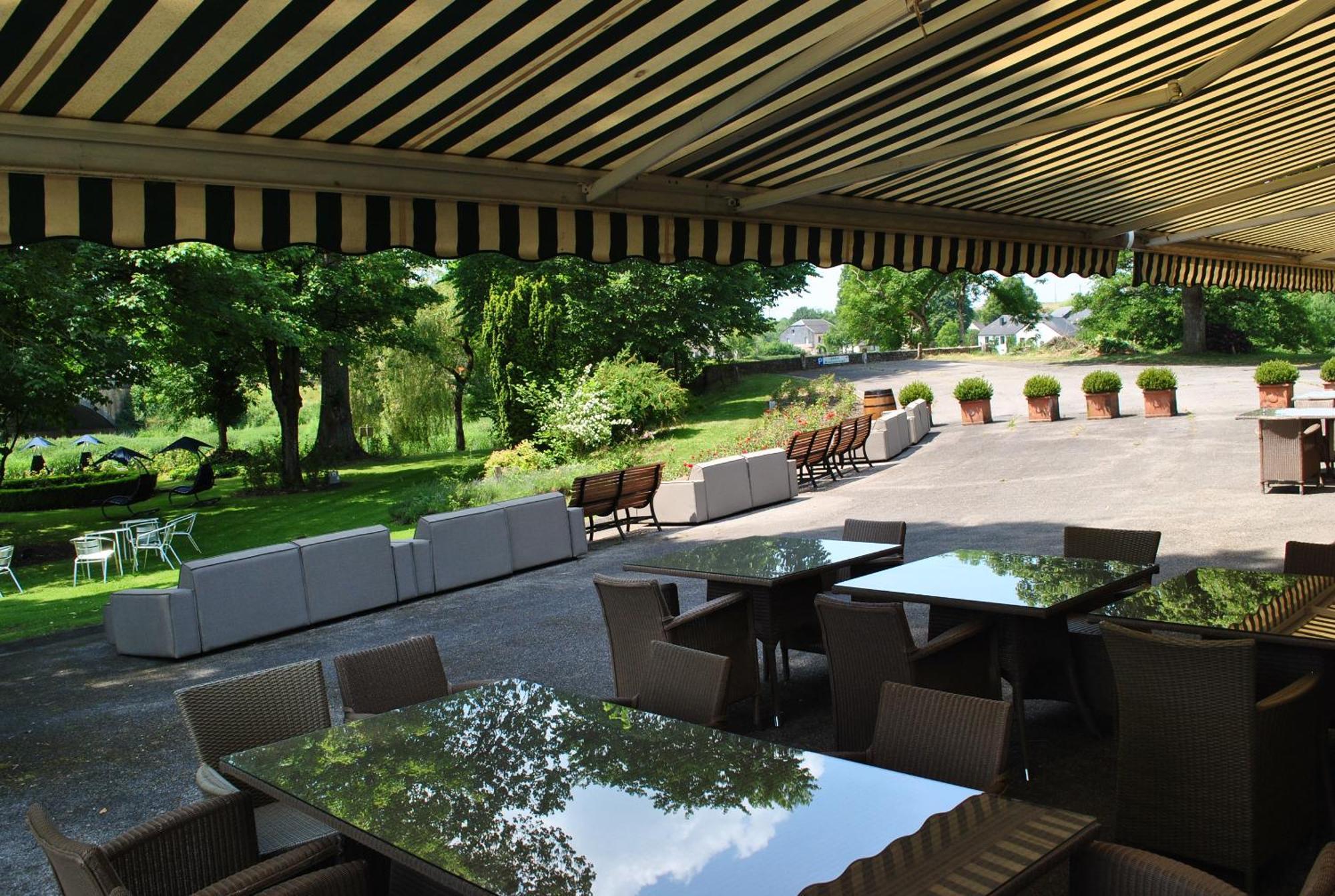Residence De La Roseraie ฟลอเรนวิลล์ ภายนอก รูปภาพ